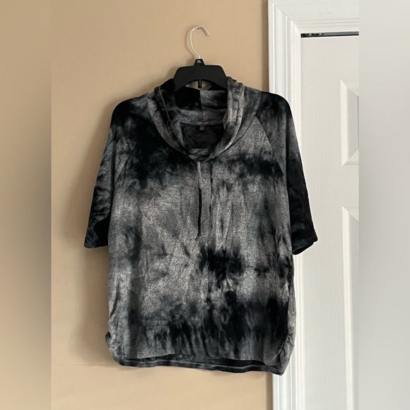 Coin 1804 Tops - Coin 1804 Black and White Tie Dye Cowlneck Top